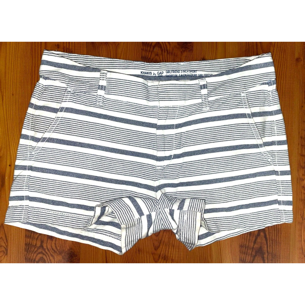 Khakis by GAP Chambray Striped Girlfriend 3" Chino Shorts Size 4 / 27